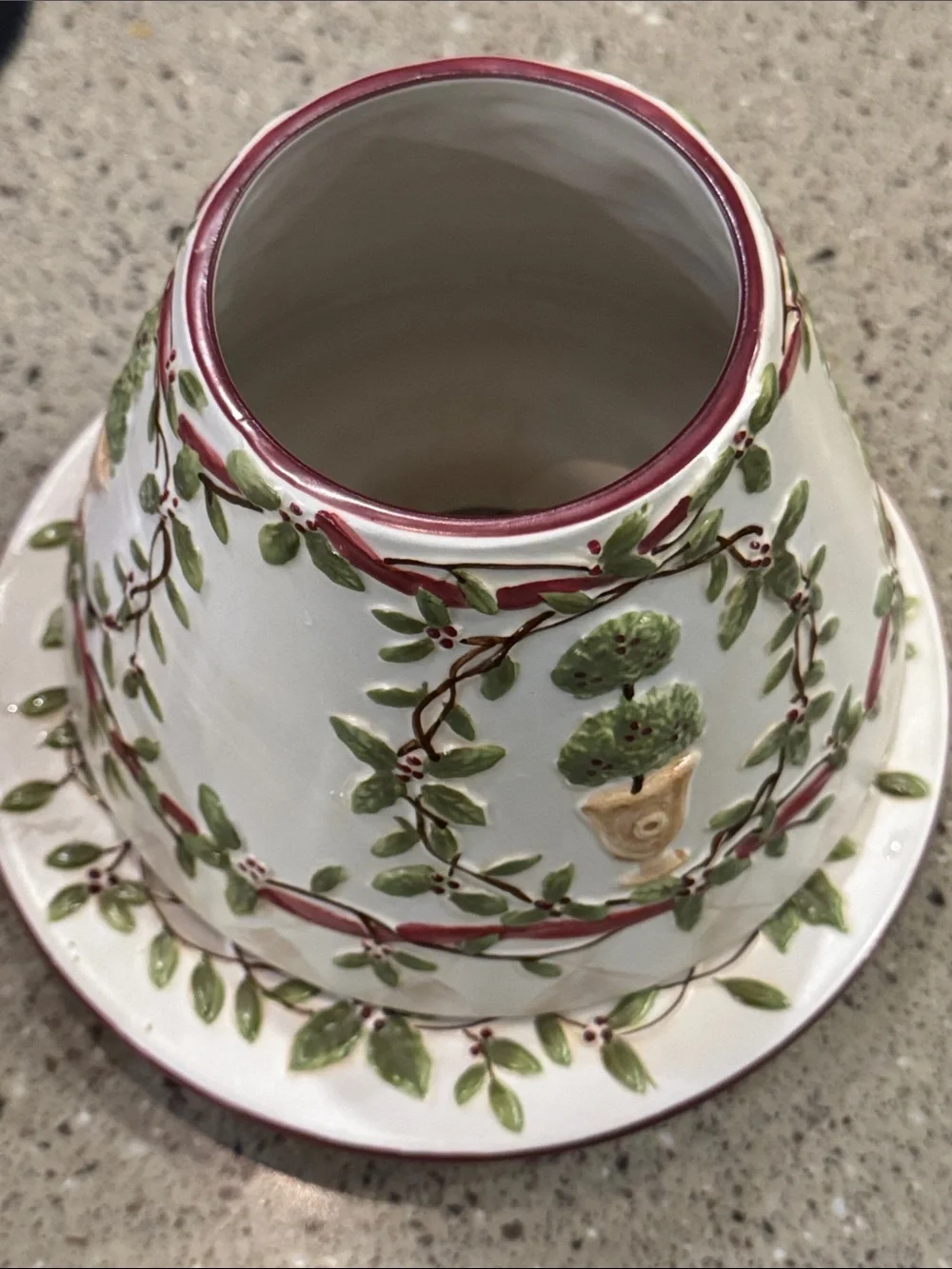 Yankee Candle holly leaf & topiary large candle Shade & Plate Set